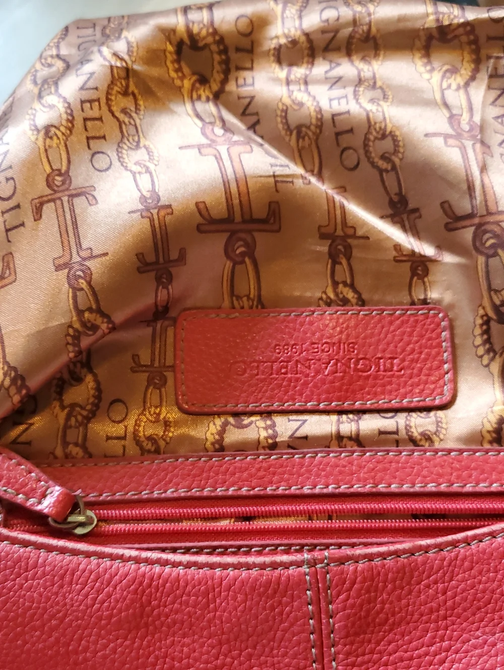 Tignanello Red 100% pebble Leather HOBO Handbag 6 Pocket! Silver Hardware - Picture 10 of 16